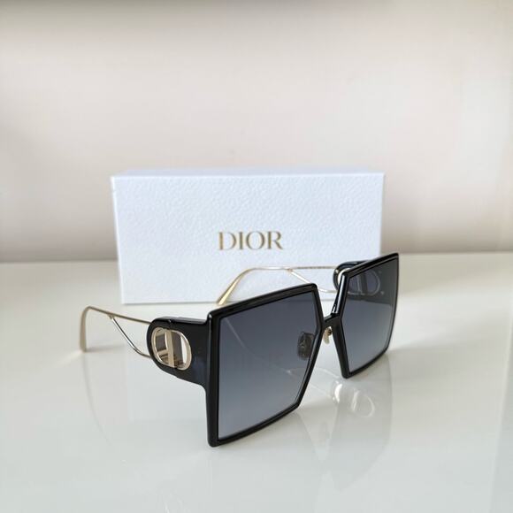 NEW!!! CHRISTIAN DIOR Sunglasses 30Montaigne SU 12A1 Authentic Retail 630$ - Picture 2 of 11